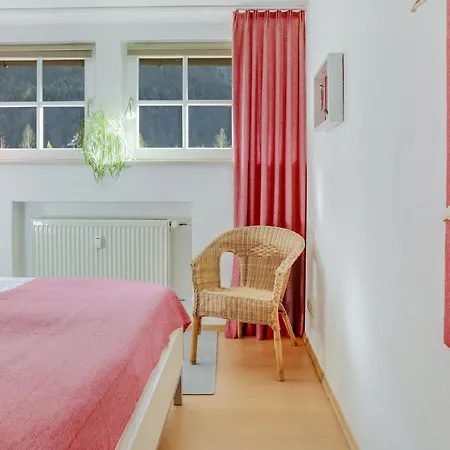 Ferienwohnung Haus Andra 1 Apartamento