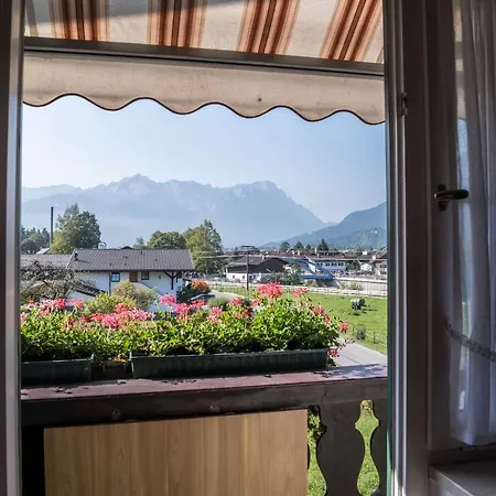 Daire Ferienwohnung Haus Andra 1 Farchant